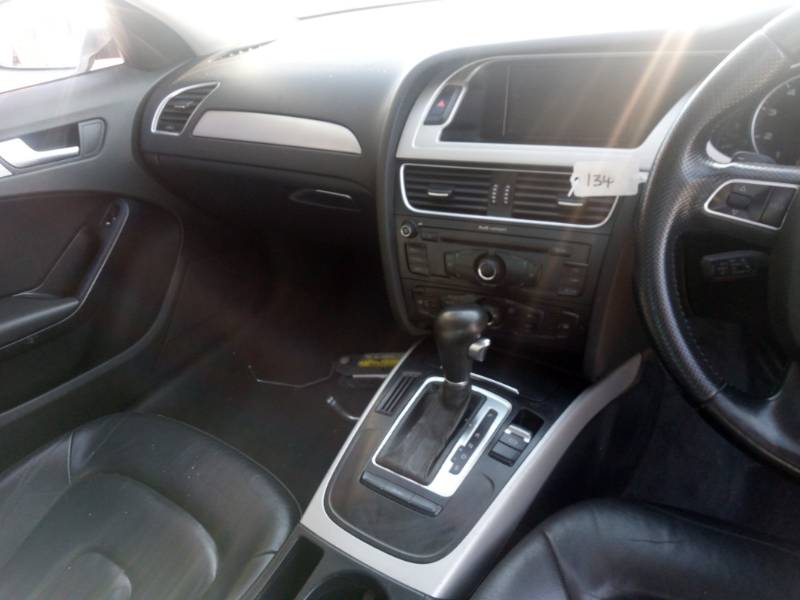 2011 AUDI A4 1.8T AMBITION MULTITRONIC (B8)