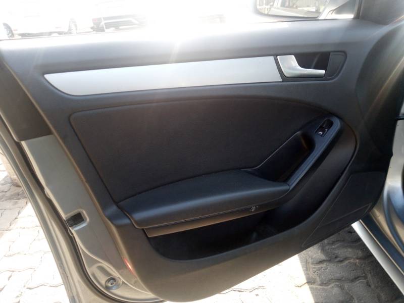 2011 AUDI A4 1.8T AMBITION MULTITRONIC (B8)