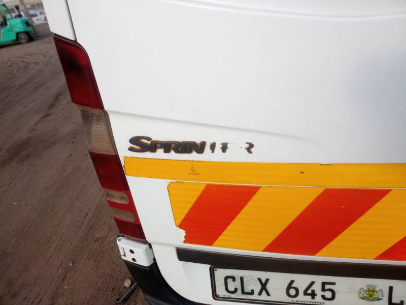 2012 MERCEDES-BENZ SPRINTER 515 CDi HI-ROOF F/C P/V