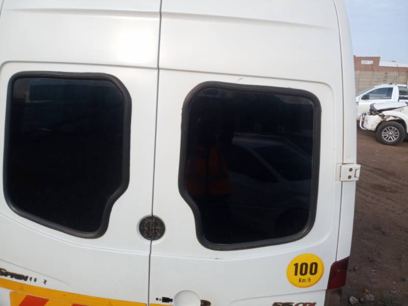 2012 MERCEDES-BENZ SPRINTER 515 CDi HI-ROOF F/C P/V