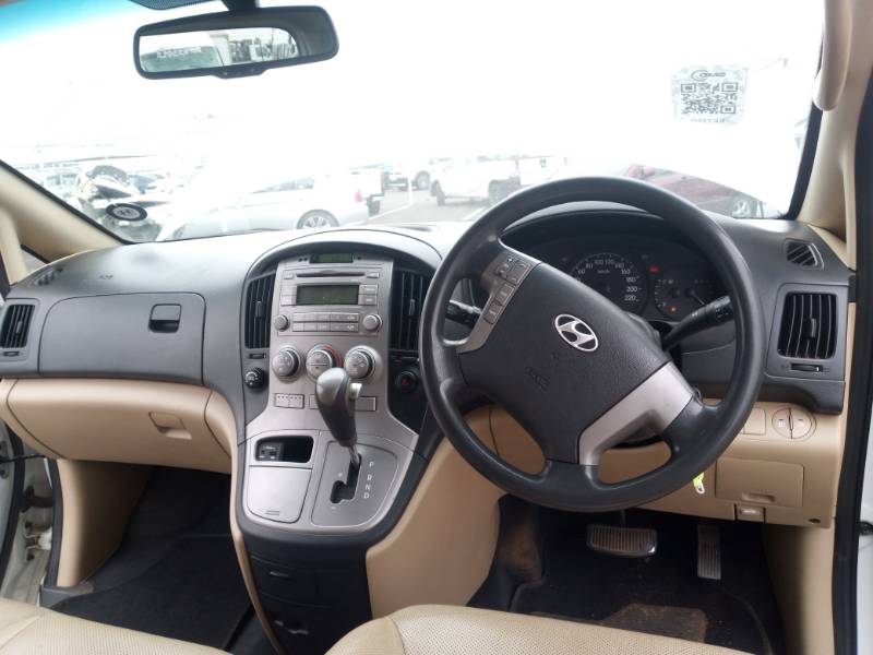 2010 HYUNDAI H-1 2.5 CRDI (VGT) WAGON A/T